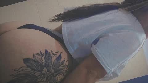Snapshot of anny_louis chatting on 12-30-24, 07:15 ANNY LOUIS online show from 12-30-24, 07:15