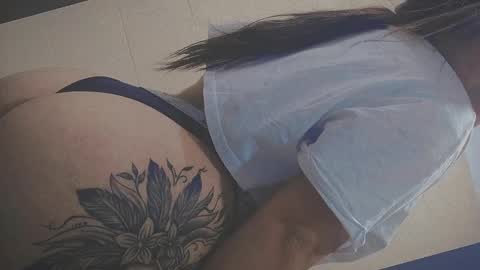 Snapshot of anny_louis chatting on 02-19-25, 05:16 ANNY LOUIS online show from 02-19-25, 05:16