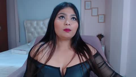 Snapshot of anny_louis chatting on 02-23-25, 02:07 ANNY LOUIS online show from 02-23-25, 02:07
