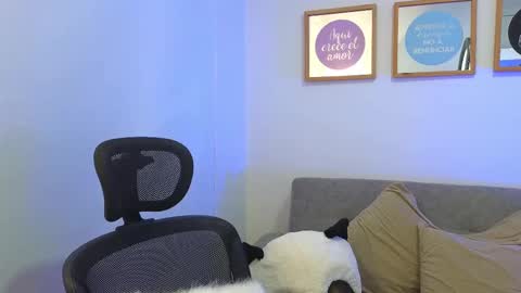 Snapshot of anny_louis chatting on 10-03-25, 07:33 ANNY LOUIS online show from 10-03-25, 07:33