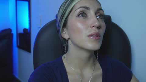Snapshot of anny_sweet72 chatting on 04-25-26, 11:57 Anny online show from 04-25-26, 11:57