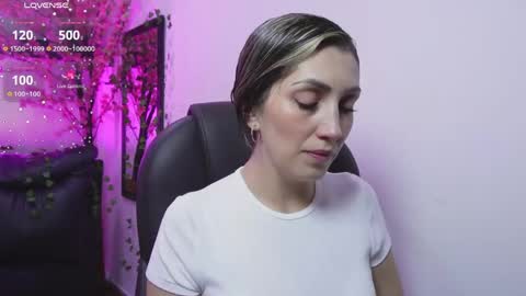Snapshot of anny_sweet72 chatting on 05-26-26, 11:39 Anny online show from 05-26-26, 11:39