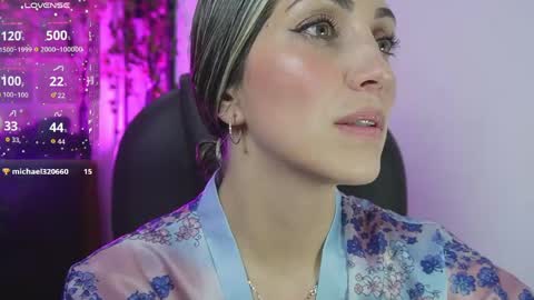 Snapshot of anny_sweet72 chatting on 06-08-26, 11:54 Anny online show from 06-08-26, 11:54