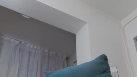 Anna online show from 01-31-25, 08:43