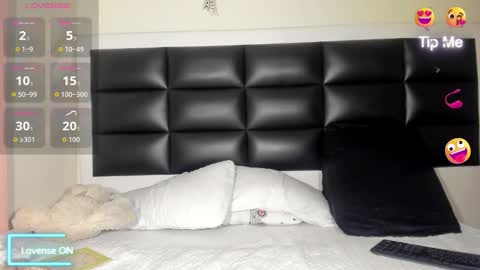 Melani online show from 11-27-25, 11:51