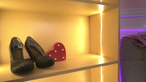 Ana online show from 11-20-25, 11:32