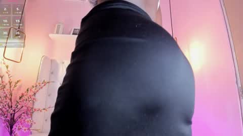 Anny  online show from 01-30-25, 06:56