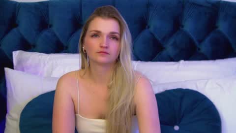 annyraii online show from 02-17-26, 06:21