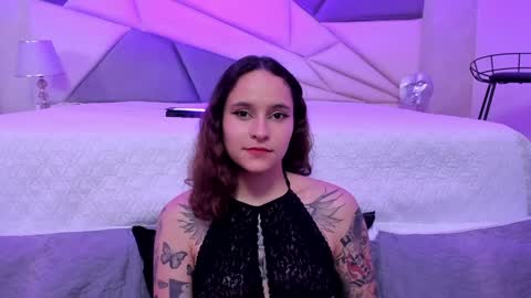 AnnyT online show from 01-25-25, 12:17