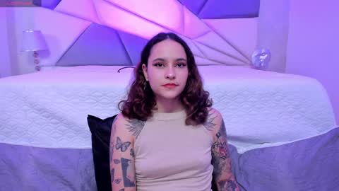 AnnyT online show from 01-26-25, 08:45