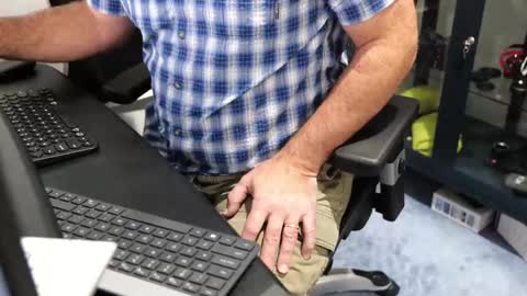 D online show from 10-22-25, 01:00