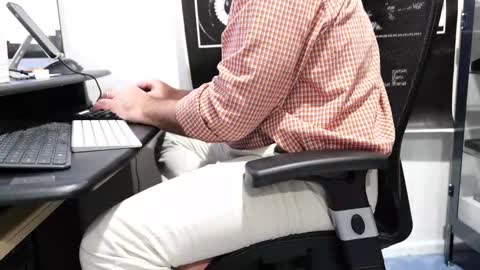 D online show from 11-10-25, 03:22