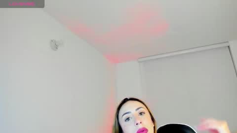 Snapshot of anthonelaa777 chatting on 10-01-25, 09:15 Anthonela online show from 10-01-25, 09:15
