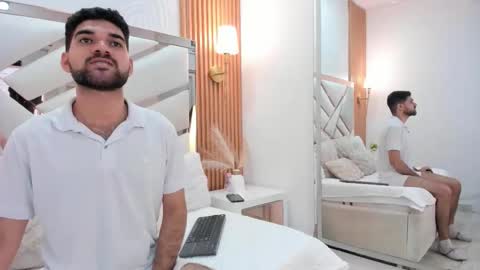    online show from 03-04-26, 03:56