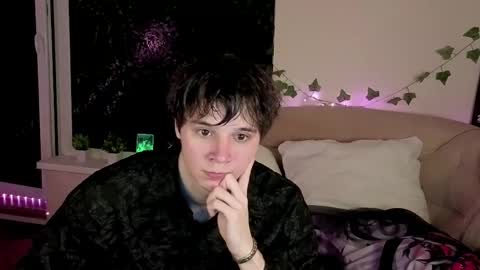 Anthony online show from 04-18-26, 06:01