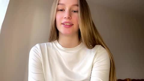 Viktoria online show from 04-26-26, 03:21