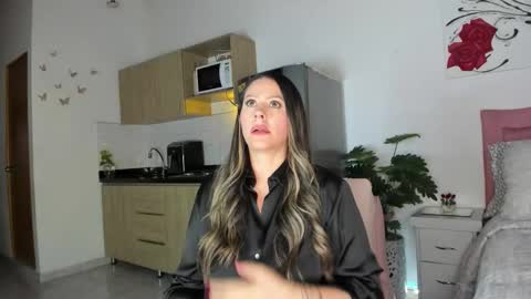 Snapshot of antocolby24 chatting on 02-06-26, 10:02 Anto online show from 02-06-26, 10:02