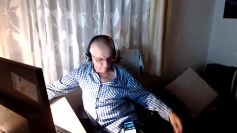 anton online show from 12-19-24, 08:23