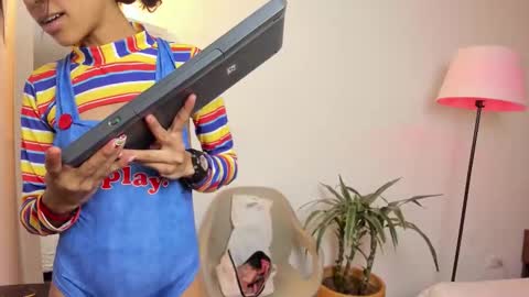 Antonella  online show from 01-12-26, 02:11