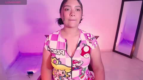 Antonella online show from 10-29-25, 12:24