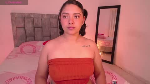 Antonella online show from 11-13-25, 09:47