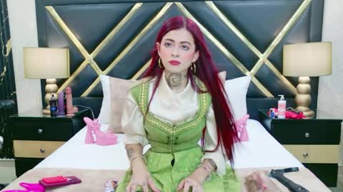 AntonellaEscudero online show from 04-02-26, 07:55