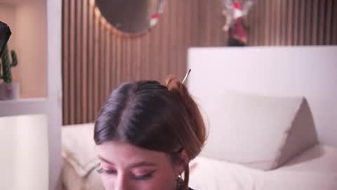 Antonella online show from 01-15-26, 03:33