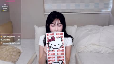 Snapshot of antoniaina chatting on 04-08-26, 02:55 Aina online show from 04-08-26, 02:55