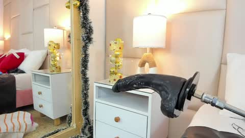 Antonia online show from 01-06-25, 07:45