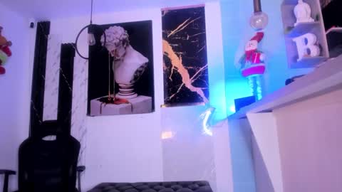 brendan and stiiven online show from 12-18-24, 05:59