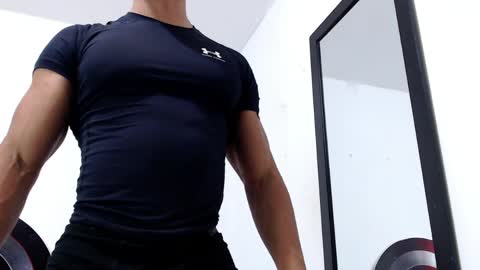 Instagram miguelangel1802  online show from 03-31-26, 04:57