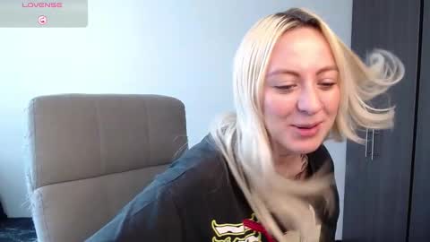 Antonia online show from 12-11-24, 06:31