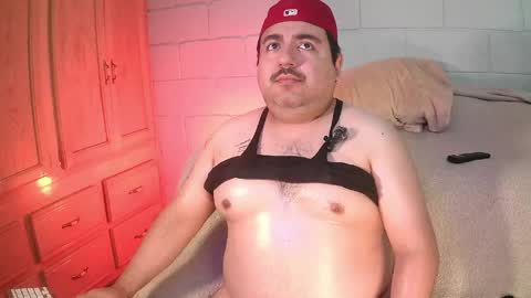Snapshot of anuarfox chatting on 05-26-26, 07:10 AnuarFox online show from 05-26-26, 07:10