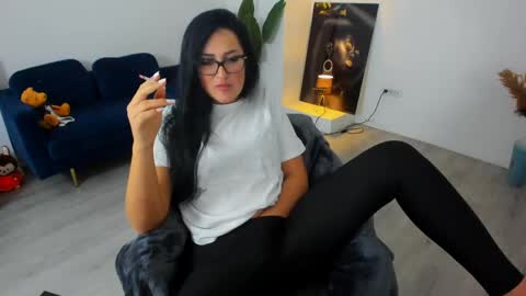 Anya online show from 04-25-26, 04:48