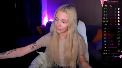 Anya online show from 11-21-25, 03:16