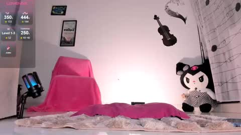 Angela online show from 11-11-25, 05:35