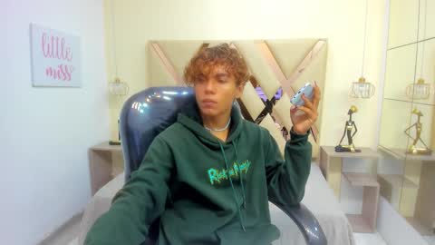 anyelotwink online show from 02-15-26, 01:09