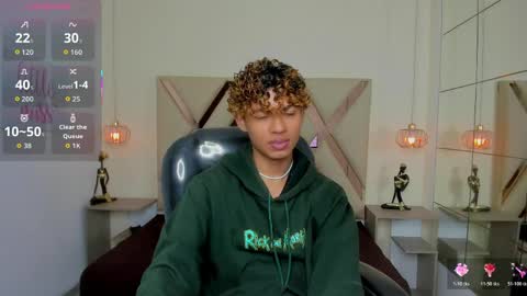 anyelotwink online show from 04-15-26, 05:36