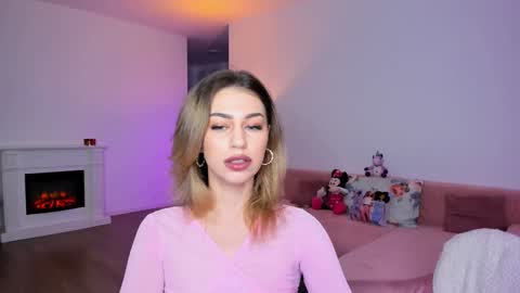 Anysa Smith online show from 12-07-24, 09:44