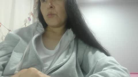 SOFFIA online show from 04-18-26, 07:07