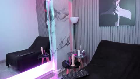 Snapshot of anyvegaa chatting on 09-29-25, 12:10 Any online show from 09-29-25, 12:10