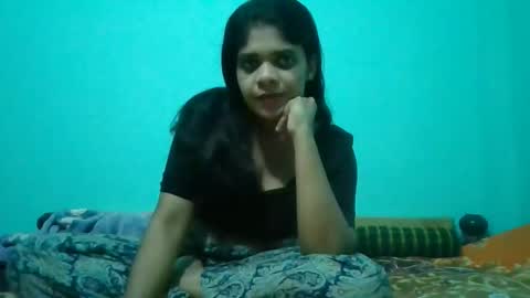 Snapshot of apa142817 chatting on 05-03-26, 01:28 Aparalux online show from 05-03-26, 01:28
