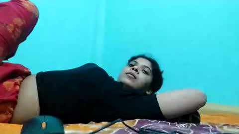 Snapshot of apa142817 chatting on 05-11-26, 02:45 Aparalux online show from 05-11-26, 02:45