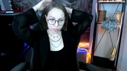 Snapshot of aphexqueen chatting on 01-24-25, 09:17 APHEX QUEEN online show from 01-24-25, 09:17