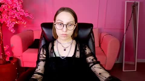 Snapshot of aphexqueen chatting on 01-27-25, 09:13 APHEX QUEEN online show from 01-27-25, 09:13