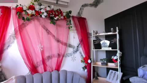 aphrodite online show from 05-26-26, 08:38