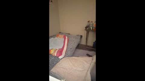 Babyred0211 online show from 04-24-26, 05:32