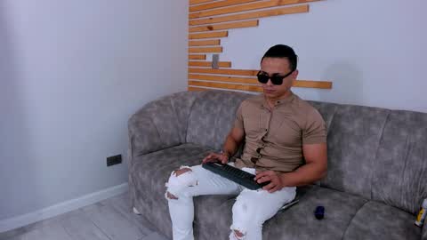 Apolo online show from 11-10-25, 08:08