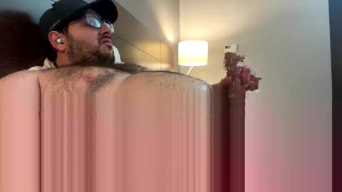 Snapshot of apolloguy3221 chatting on 02-12-25, 12:44 apolloguy3221 online show from 02-12-25, 12:44