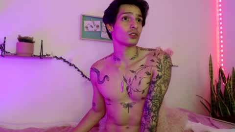 Apolo online show from 12-22-24, 06:26